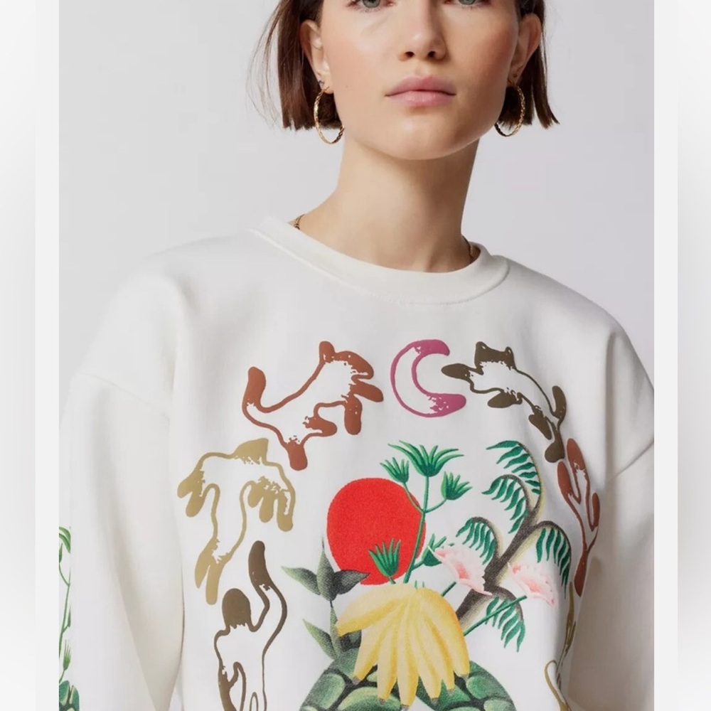 NWT Urban Outfitters Market Sweatshirt - Picture 3 of 3